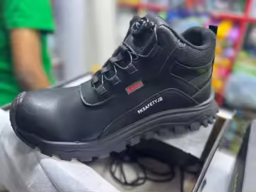 Electrical Safety Shoes Men'S Insulated 6kv Work Boots Plastic Toe Anti-smashing Rubber Sole With Kevlarr Anti Stab Safety Boots